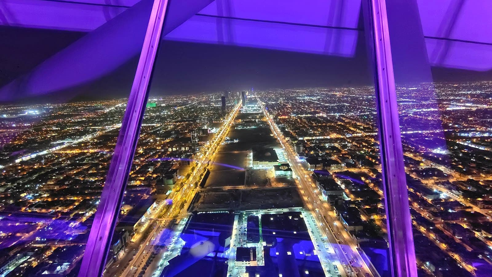Kingdom Center Sky Bridge — photo 2