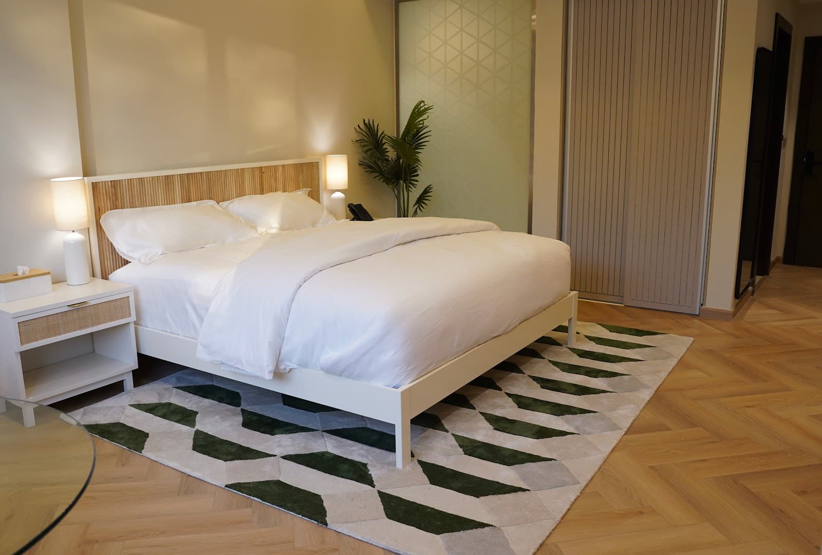 PILO Serviced Apartments — صورة ٤