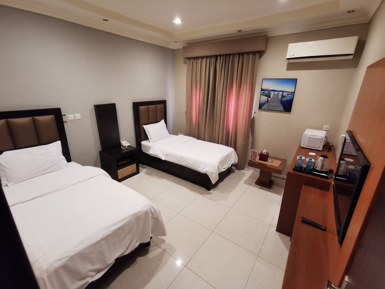 Ashbona Suites — photo 2