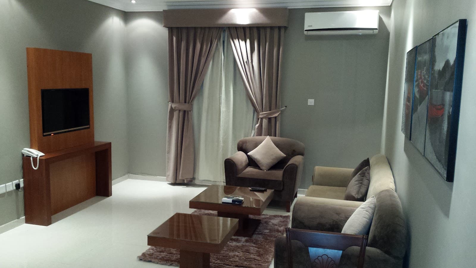 Ashbona Suites — photo 3