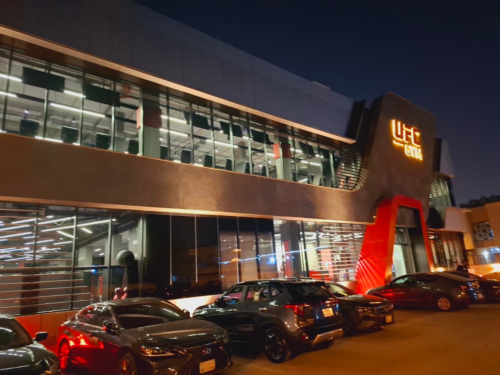 UFC Gym Tahlia | نادي يو إف سي التحلية — photo 3