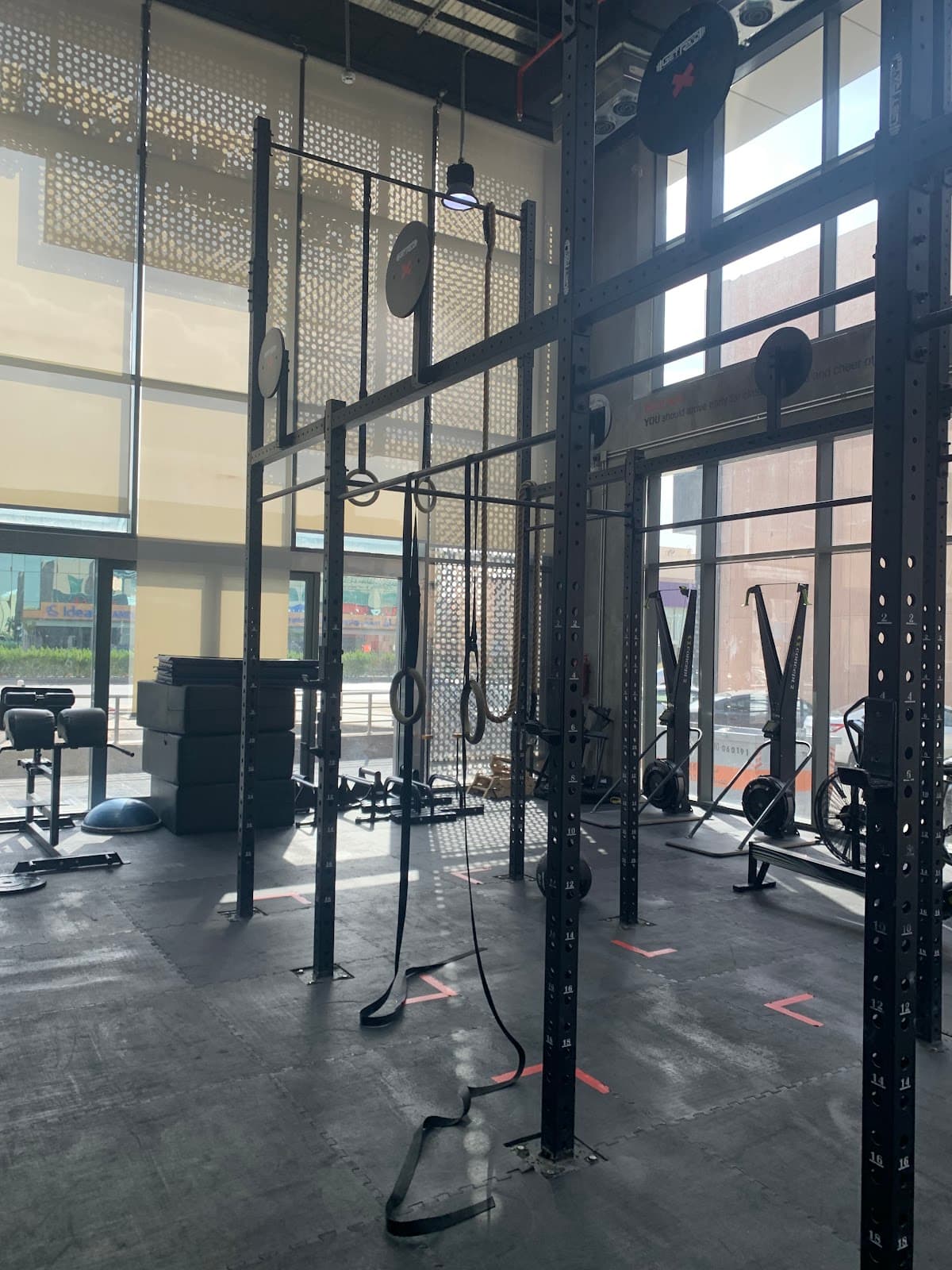 Interval Plus CrossFit - Takhassusi Men's & Women's Branch | نادي انترفل بلس كروسفت - طريق التخصصي للرجال والنساء — photo 3
