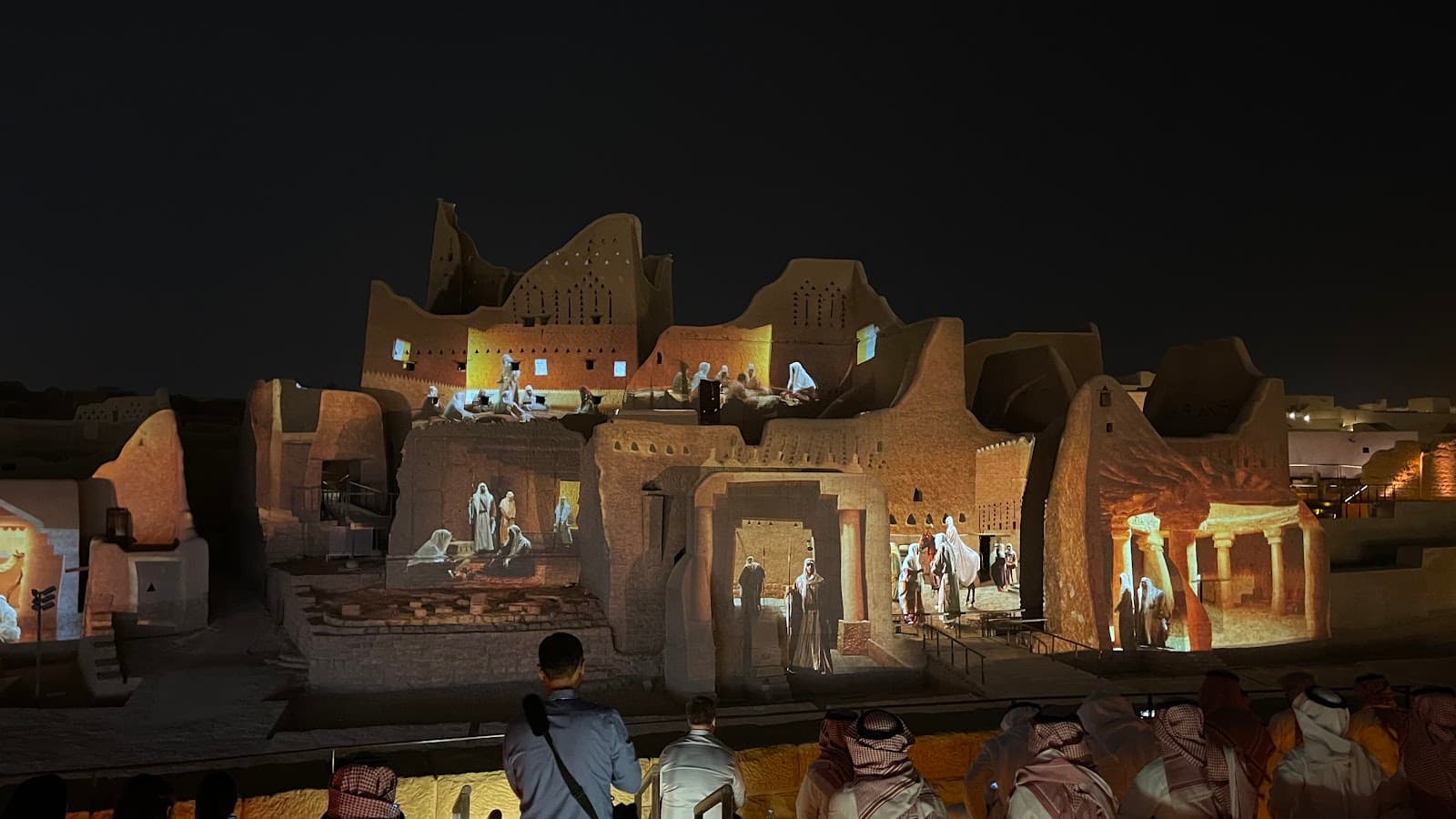 مركز الترحيب والزوار — صورة ٢