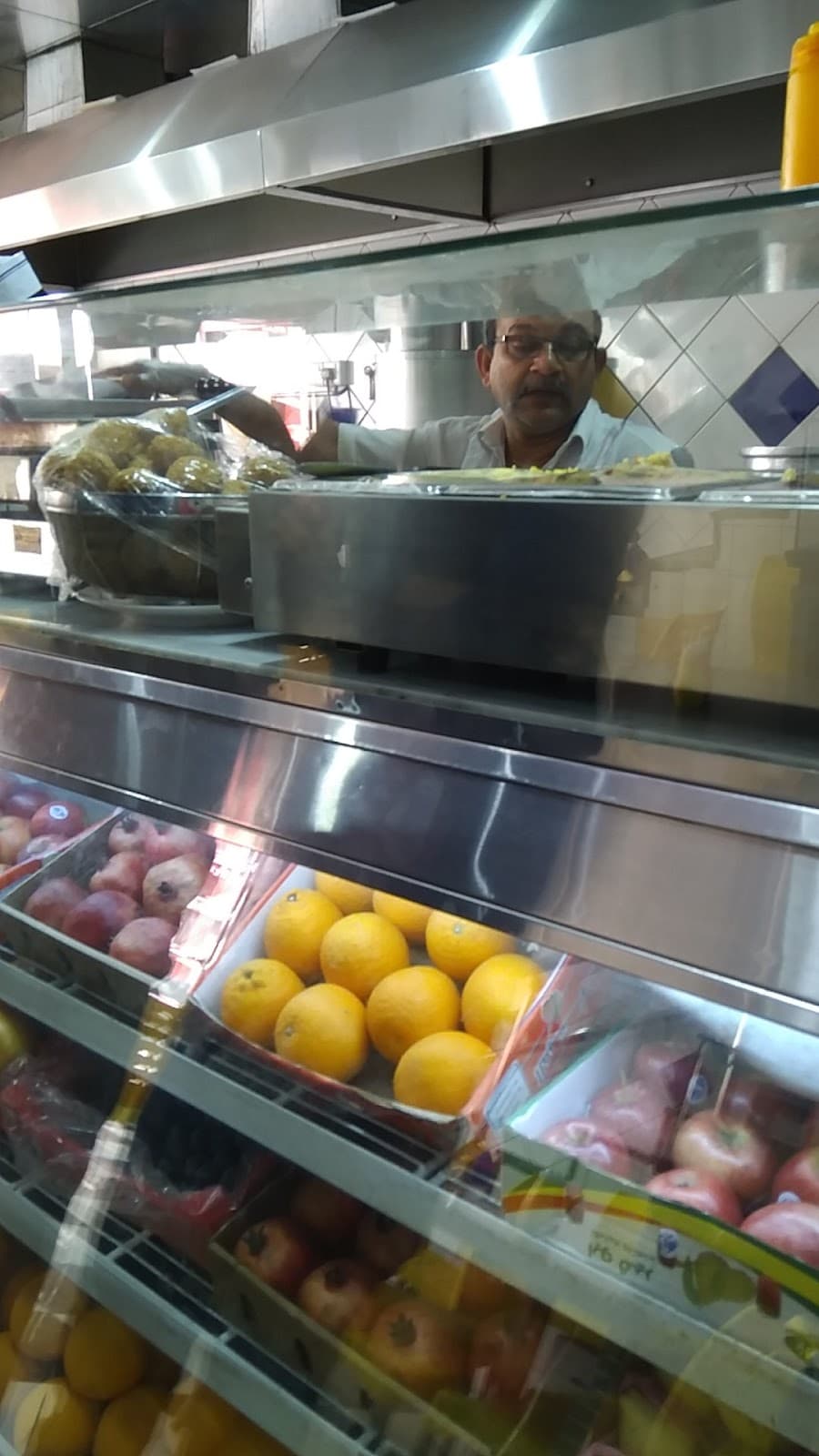 Al Batha Commercial Center — photo 2
