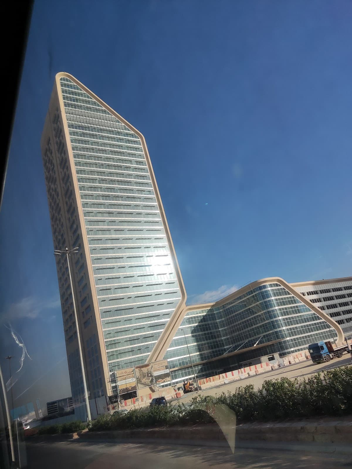 Riyadh Gallery King Fahad District Station 15 — صورة ٢