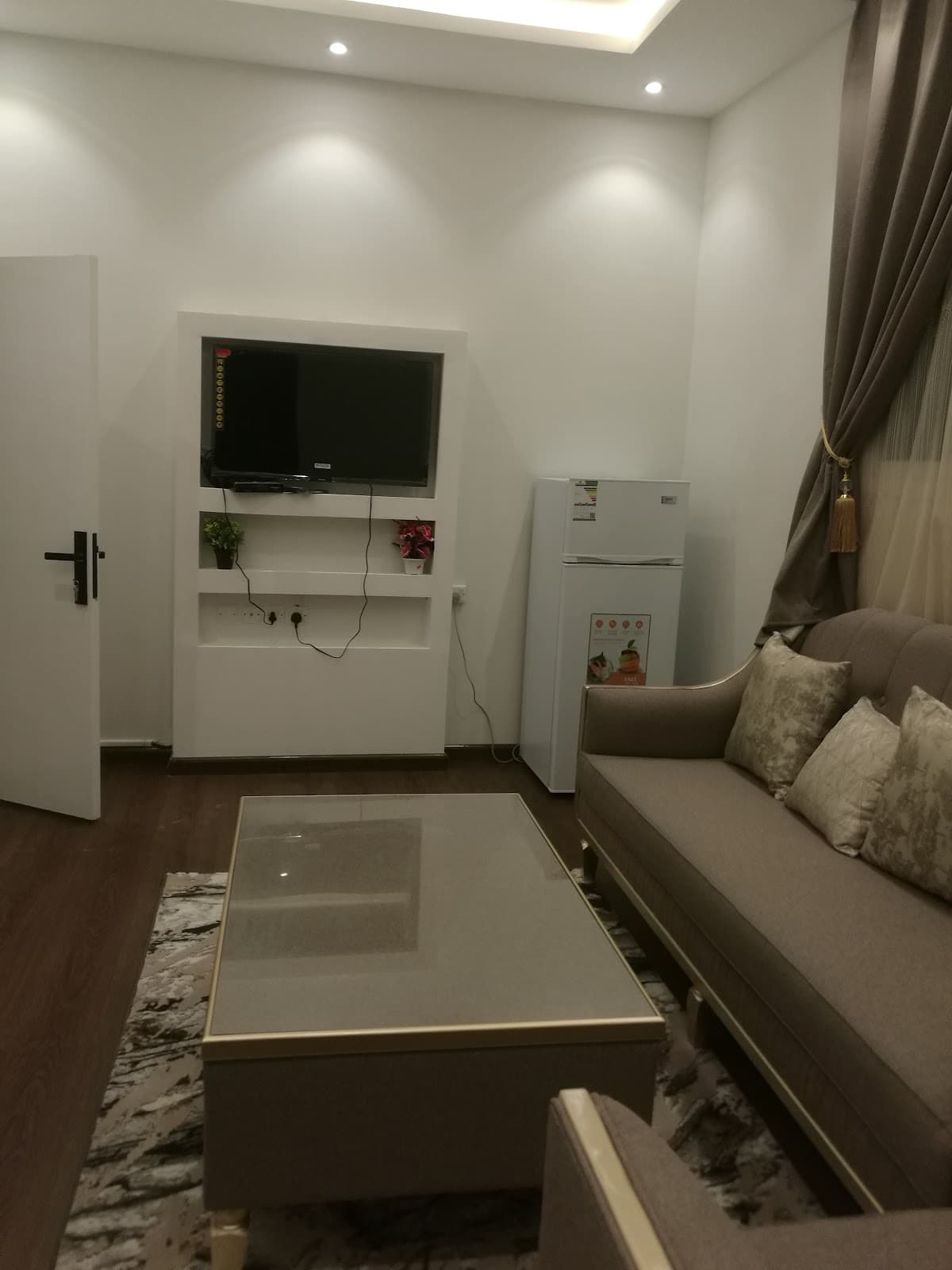 Star Happiness Furnished Apartments — photo 4