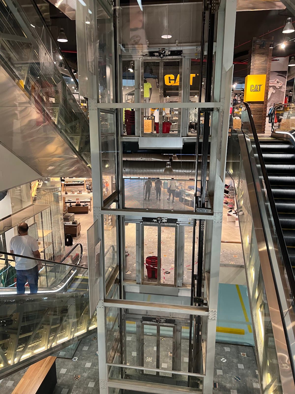 Podium Shopping centre-Al gharawi group — photo 2