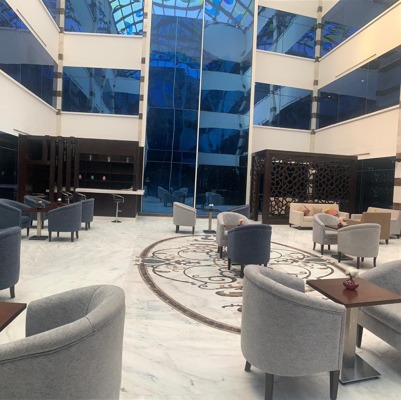 ادماير — صورة ٣