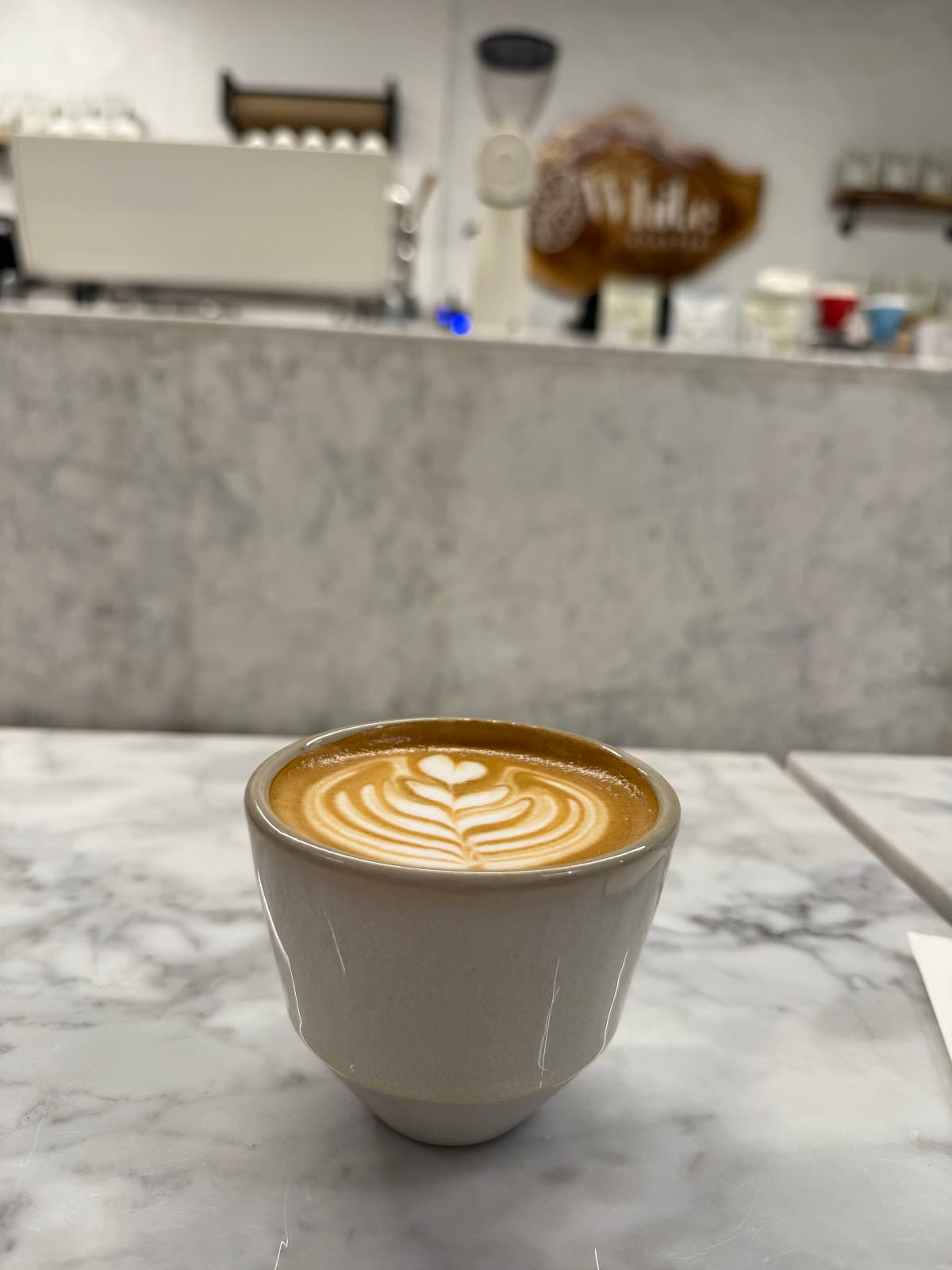 White Roastery — صورة ٢