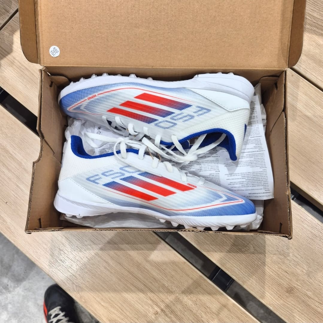 adidas outlet store — photo 3