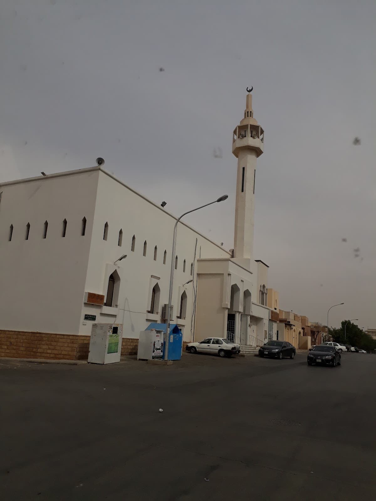 جامع الأميرة مضاوي بنت عبد العزيز — صورة ٢