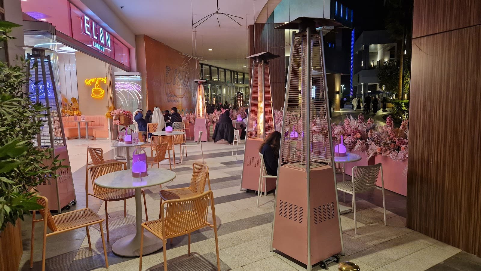 Roshn Front - Shopping Area — photo 4