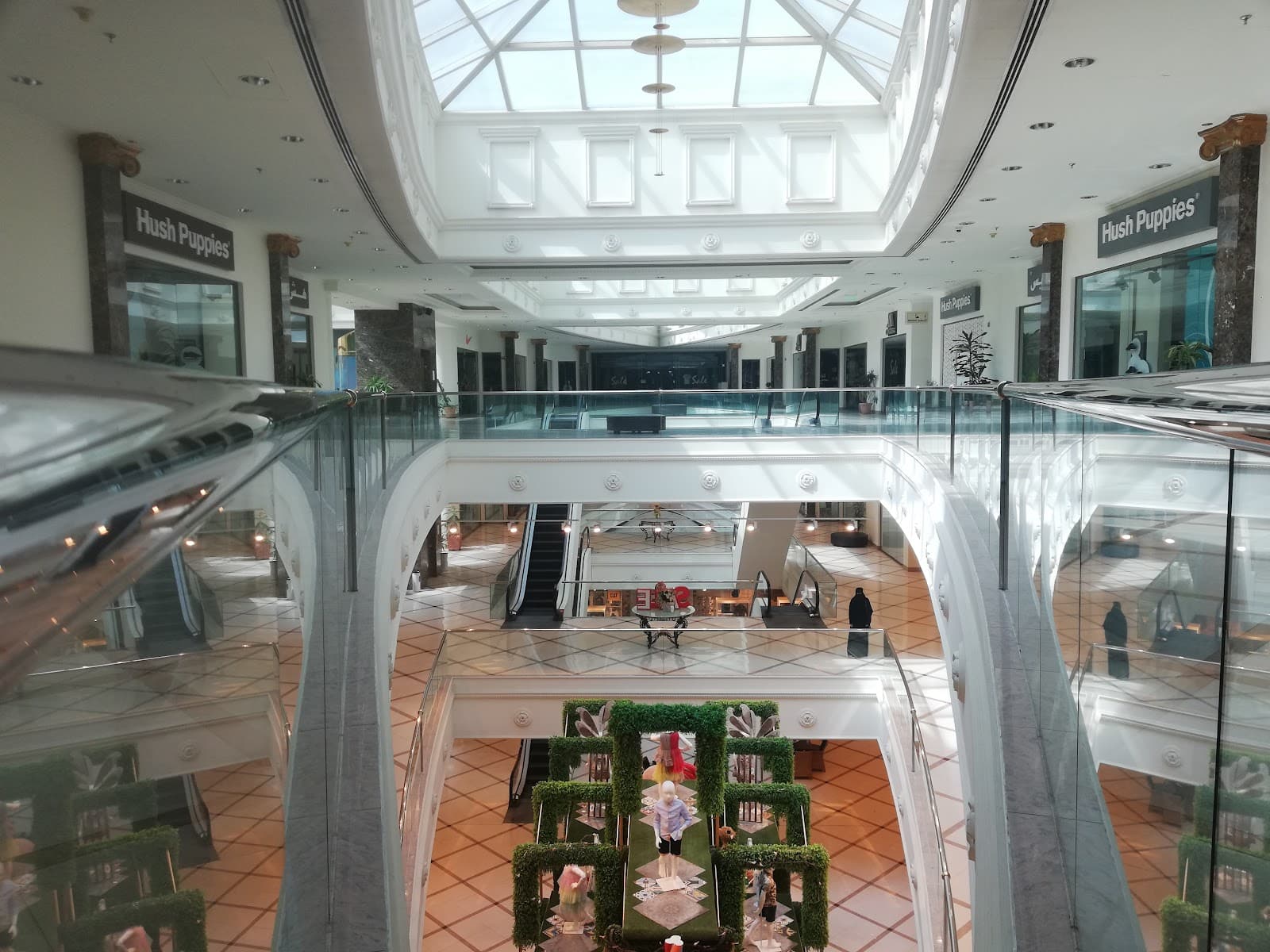Al Garawi Galleria — photo 3