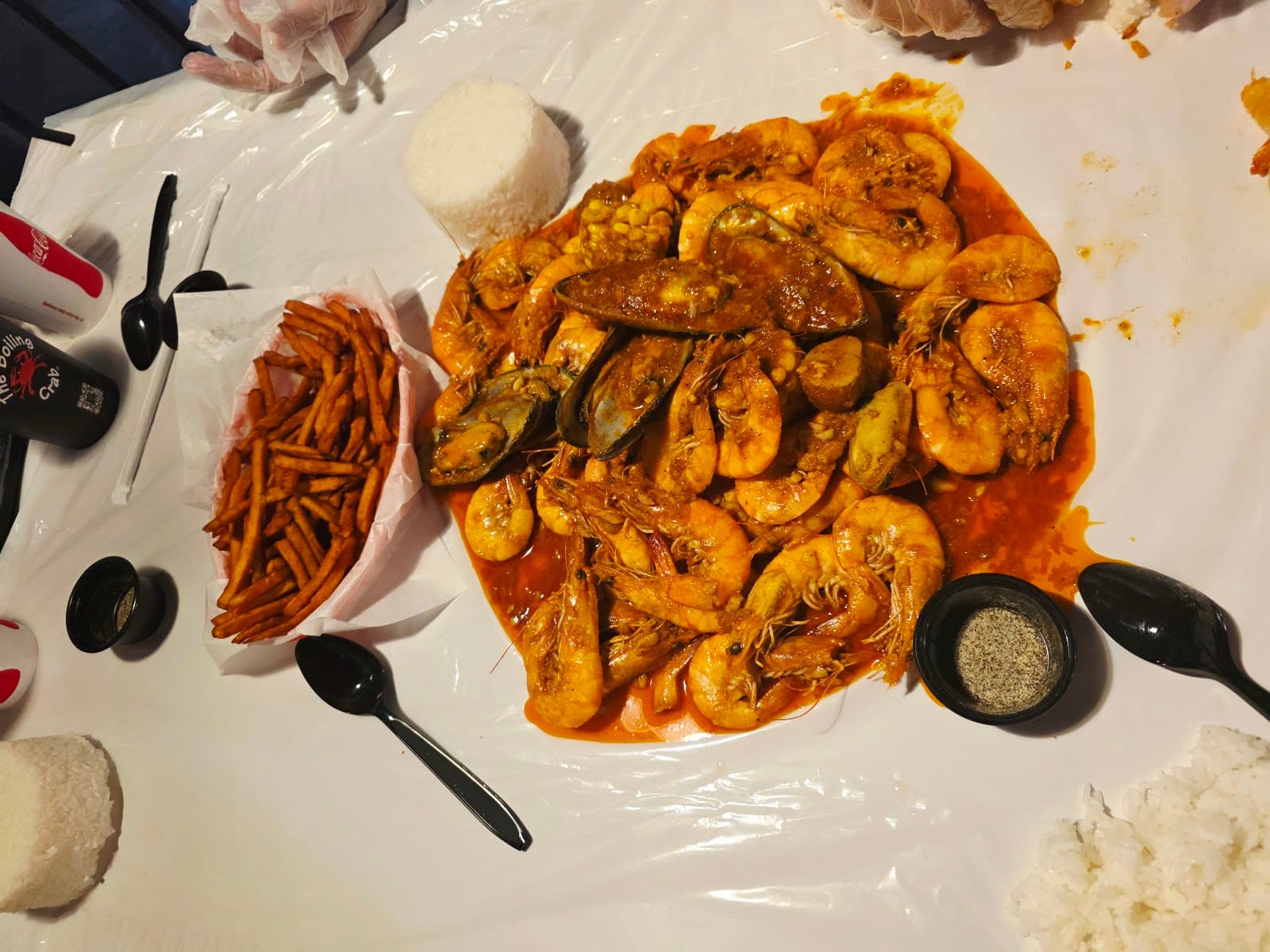 ذا بويلينق كراب | 🦀 The Boiling Crab — صورة ٣