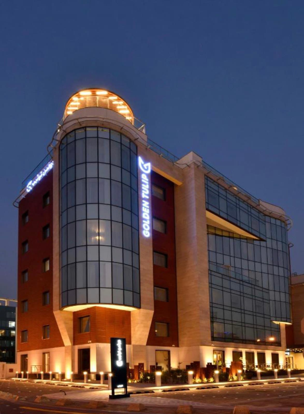 فندق جولدن توليب الرياض Golden Tulip Riyadh Hotel — صورة ١