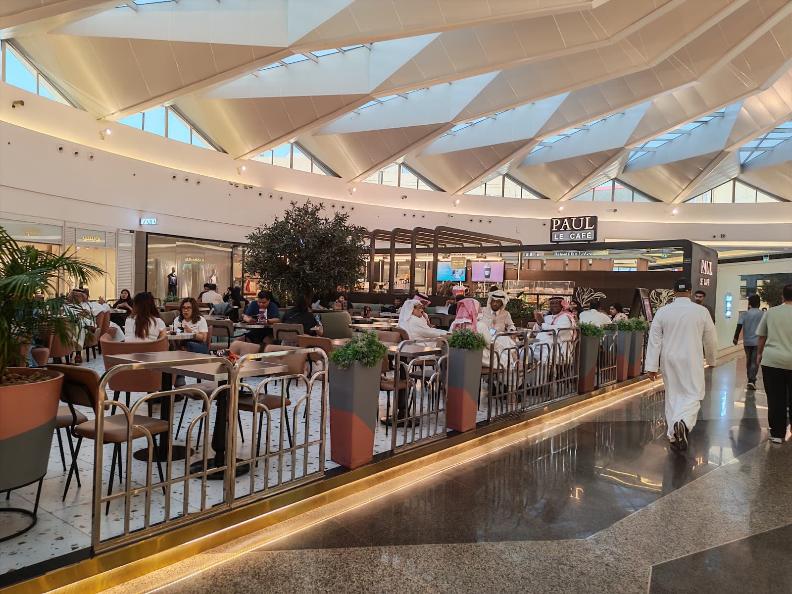 Panorama Mall — photo 2